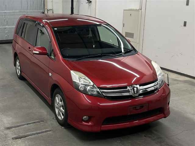TOYOTA ISIS 2013