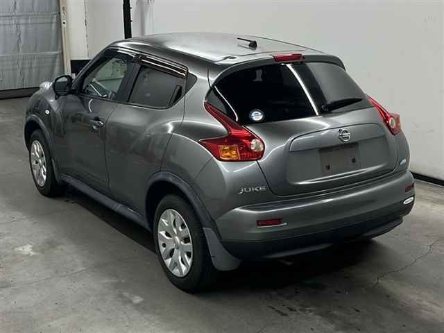 NISSAN JUKE 2010