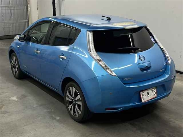 NISSAN LEAF 2014