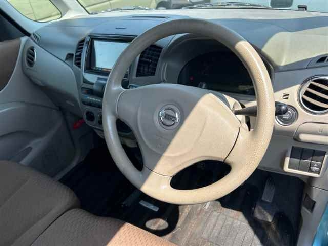 NISSAN ROOX 2012