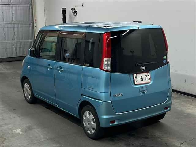 NISSAN ROOX 2012