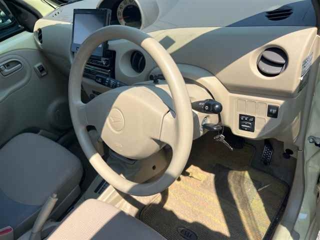 DAIHATSU ESSE 2010