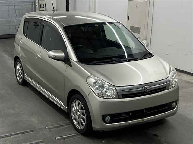 DAIHATSU MIRA 2010