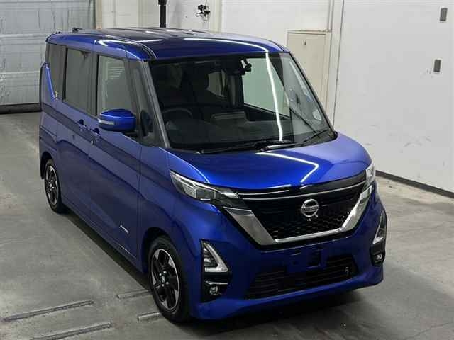 NISSAN ROOX 2022
