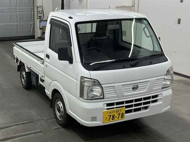 NISSAN CLIPPER TRUCK 2014