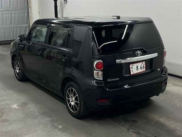 TOYOTA COROLLA RUMION 2010