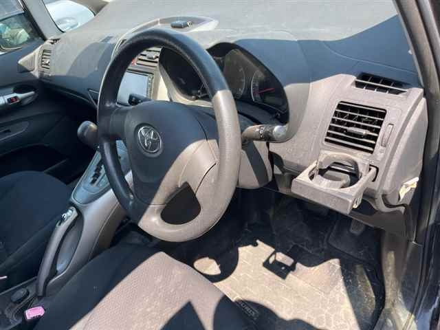 TOYOTA AURIS 2008