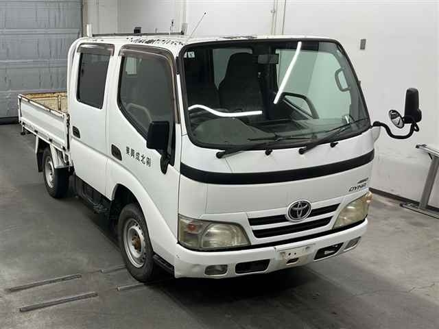 TOYOTA DYNA 2009