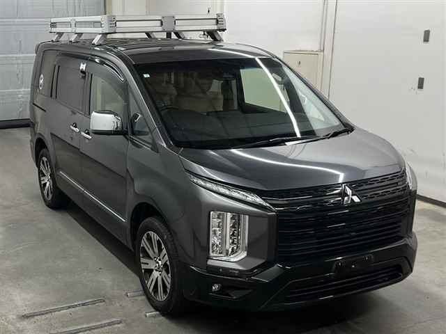 MITSUBISHI DELICA D5 2021