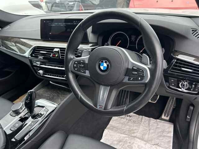 BMW 5 SERIES 2018