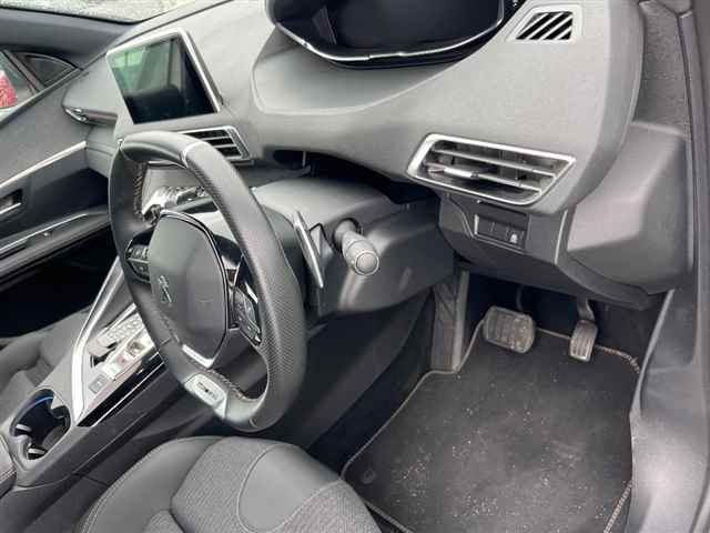 PEUGEOT 3008 2021