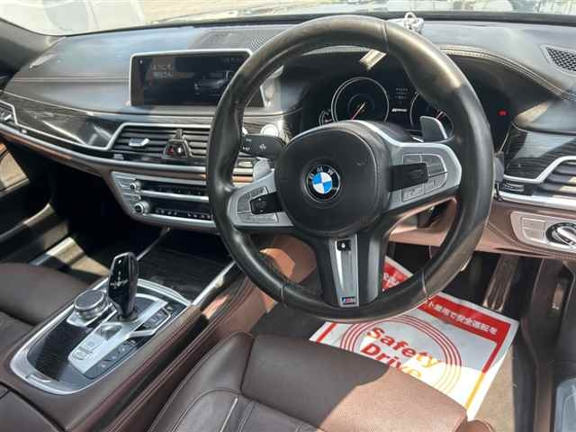 BMW 7 SERIES 2019