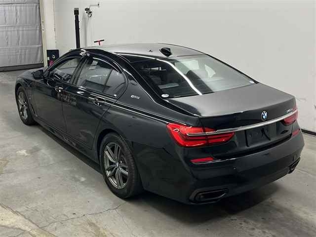 BMW 7 SERIES 2019