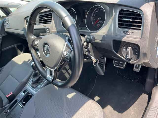 VOLKSWAGEN GOLF 2014