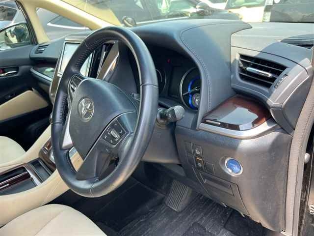 TOYOTA VELLFIRE 2017