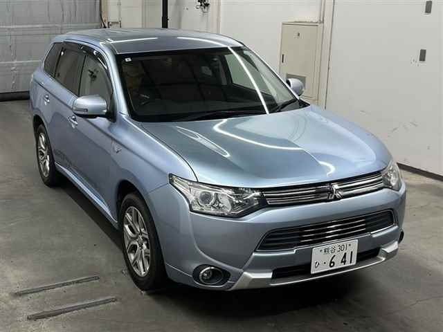 MITSUBISHI OUTLANDER PHEV 2014