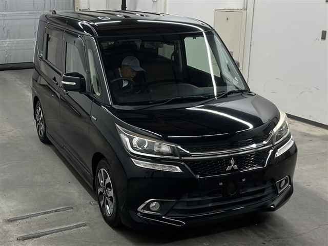 MITSUBISHI DELICA D2 2017