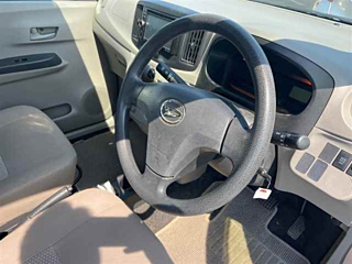 DAIHATSU MIRA E S 2013