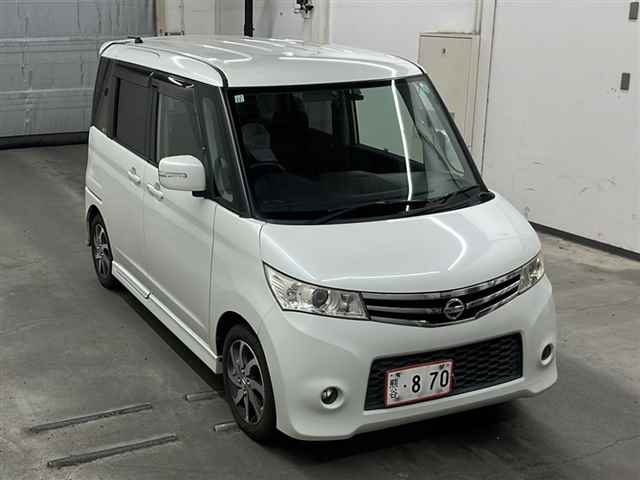 NISSAN ROOX 2009
