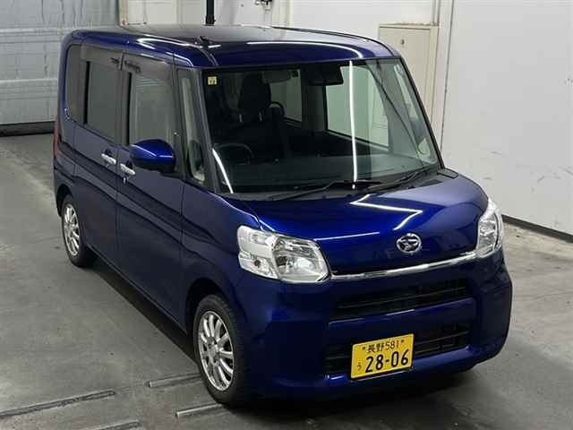 DAIHATSU TANTO 2018