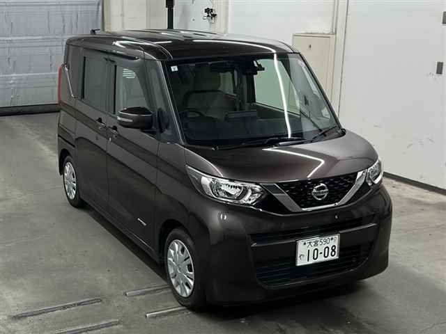 NISSAN ROOX 2021