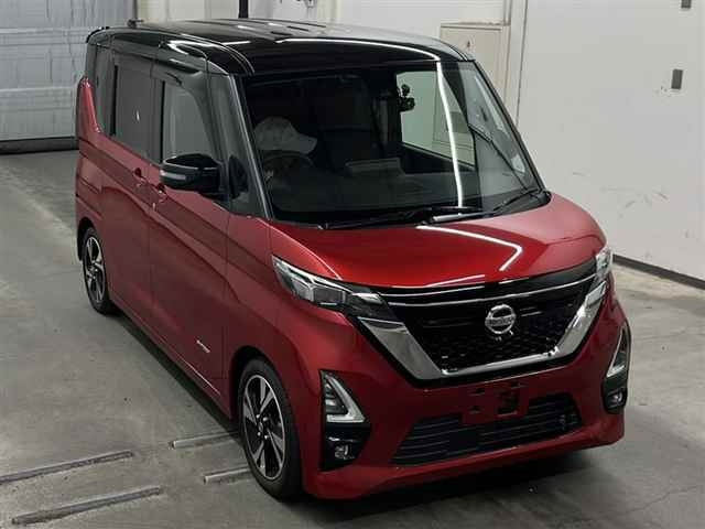 NISSAN ROOX 2020