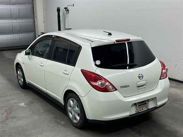 NISSAN TIIDA 2008