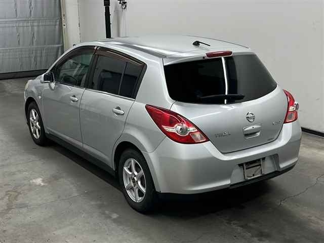 NISSAN TIIDA 2008