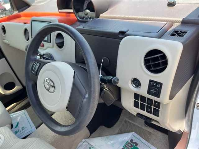 TOYOTA SPADE 2012