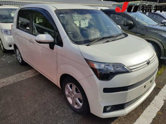TOYOTA SPADE 2016