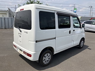 DAIHATSU HIJET VAN 2013