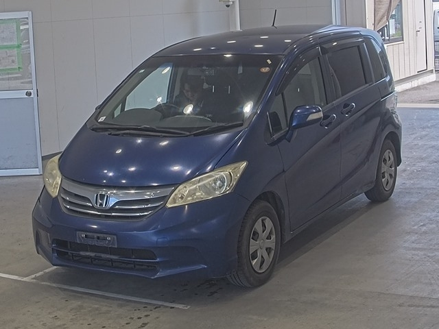 HONDA FREED 2013