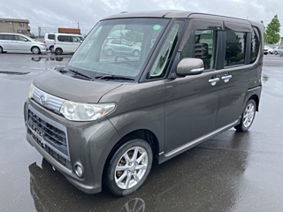 DAIHATSU TANTO 2012