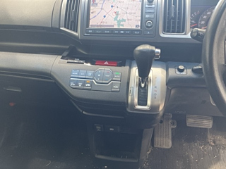 HONDA STEP WAGON 2010