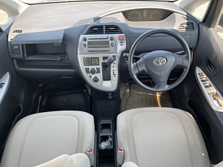 TOYOTA RACTIS 2010