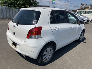 TOYOTA VITZ 2009
