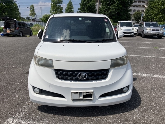TOYOTA BB 2009