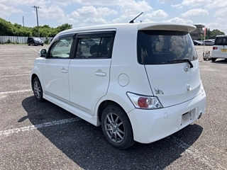 TOYOTA BB 2009