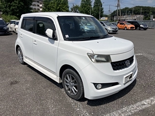 TOYOTA BB 2009