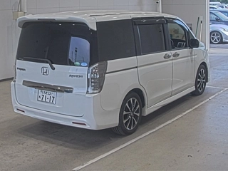 HONDA STEP WAGON 2013