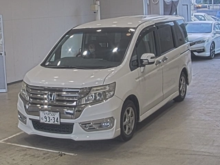 HONDA STEP WAGON 2013