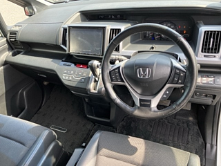 HONDA STEP WAGON 2013