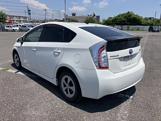 TOYOTA PRIUS 2012