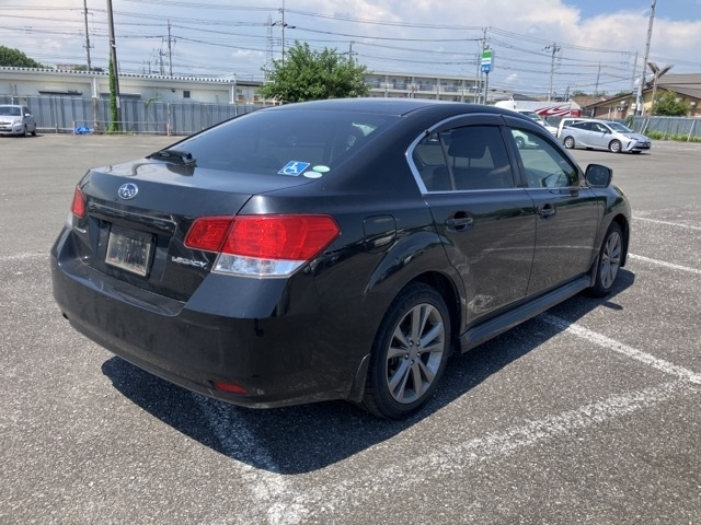 SUBARU LEGACY B4 2013