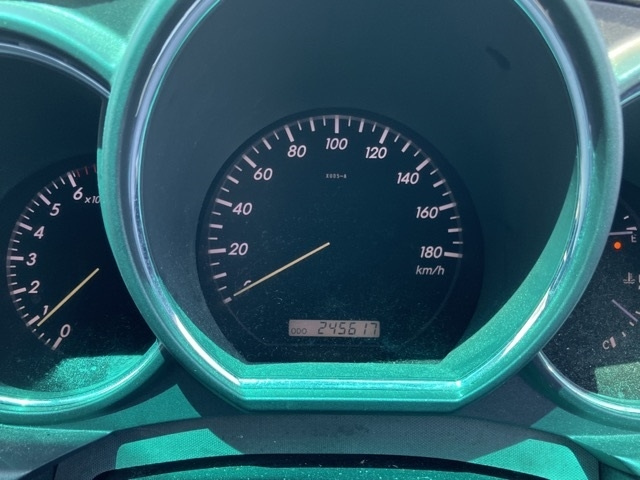 TOYOTA HARRIER 2009