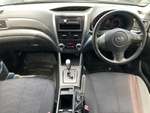 SUBARU FORESTER 2012