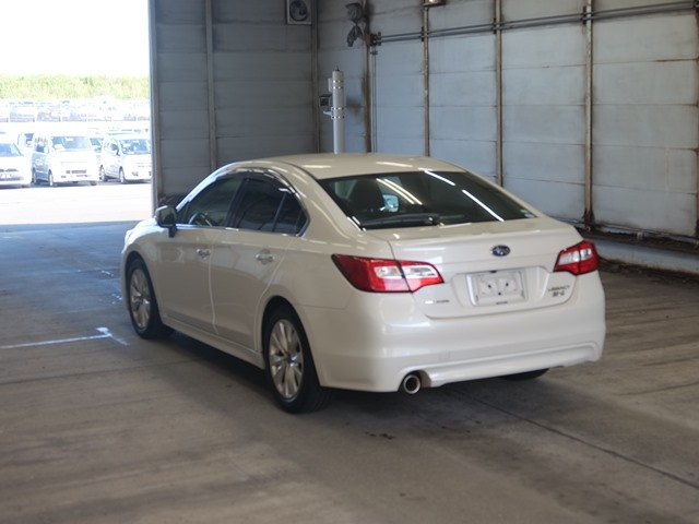 SUBARU LEGACY B4 2015