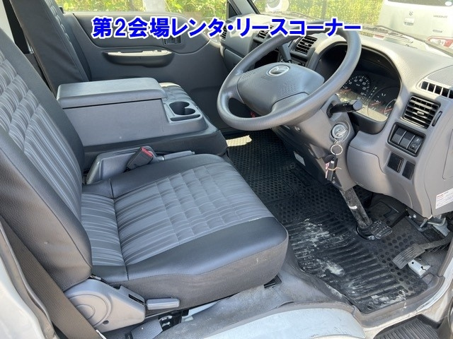 MAZDA BONGO VAN 2019