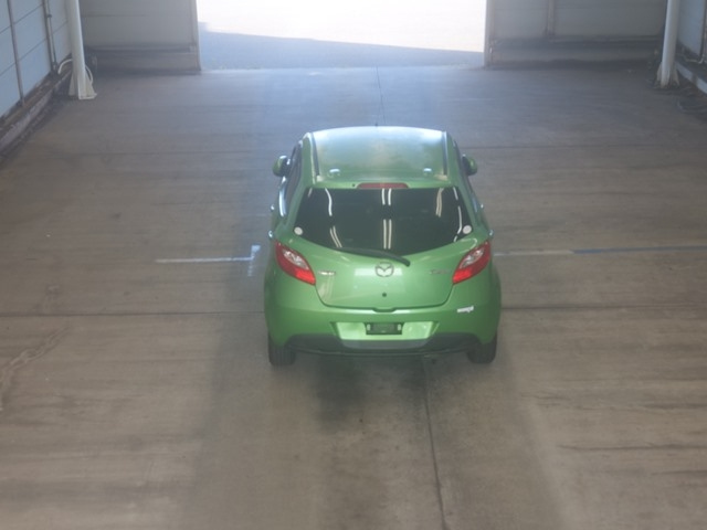 MAZDA DEMIO 2009