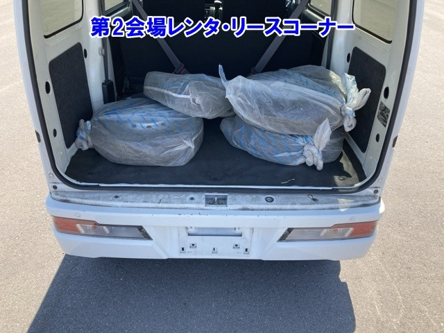 DAIHATSU HIJET VAN 2019